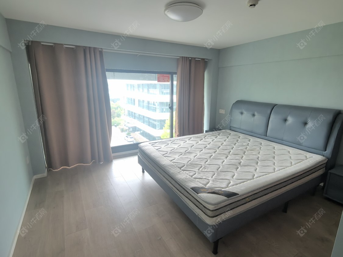 常州揽月湖畔商务广场在租房源室内图_小牛看房