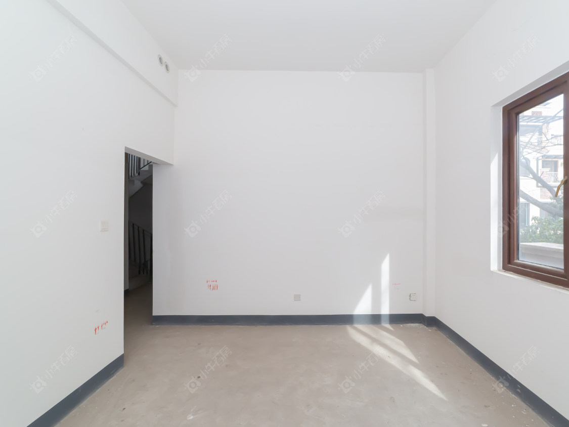 常州龙湖原山别墅区在售二手房源室内图_小牛看房