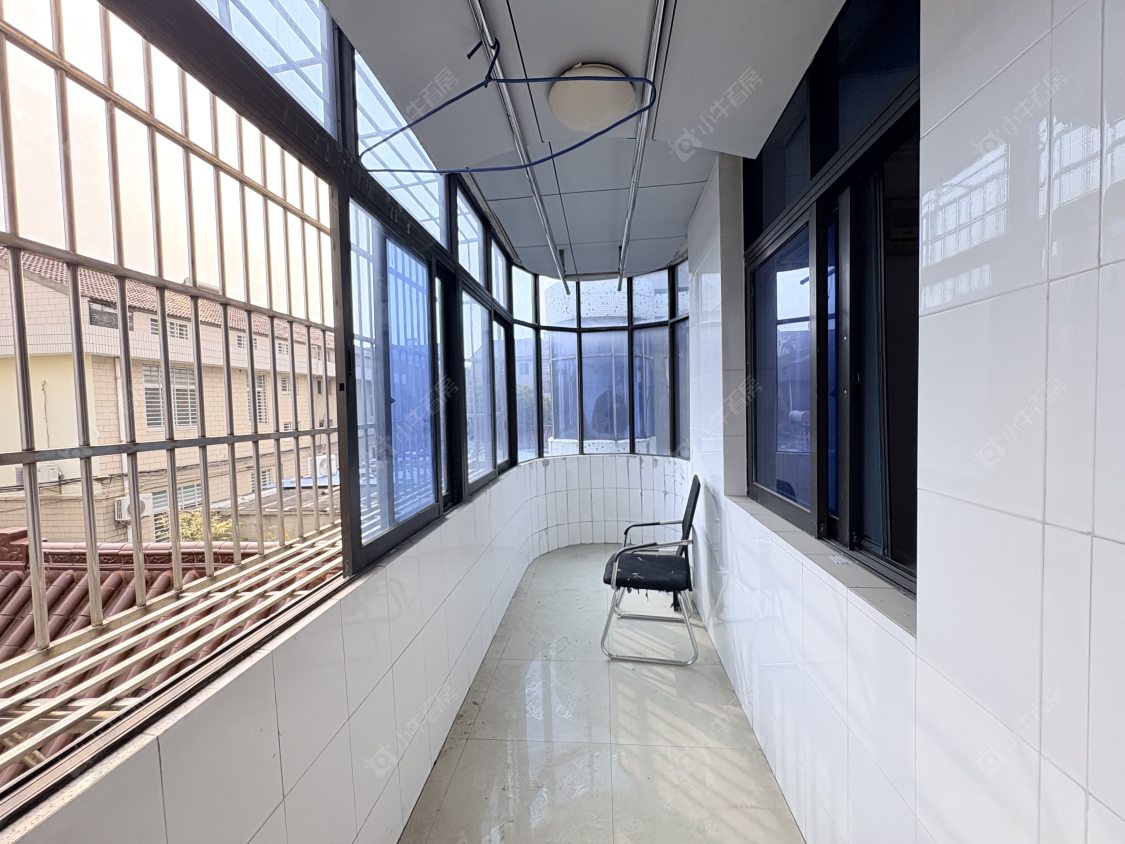 丹阳练湖东湖新村在售二手房源室内图_小牛看房