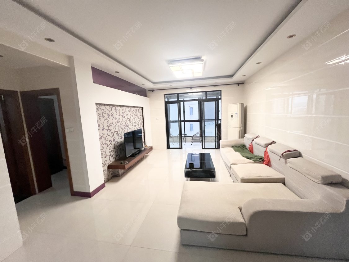 常州荣亨逸都3室2厅2卫出租房源图片