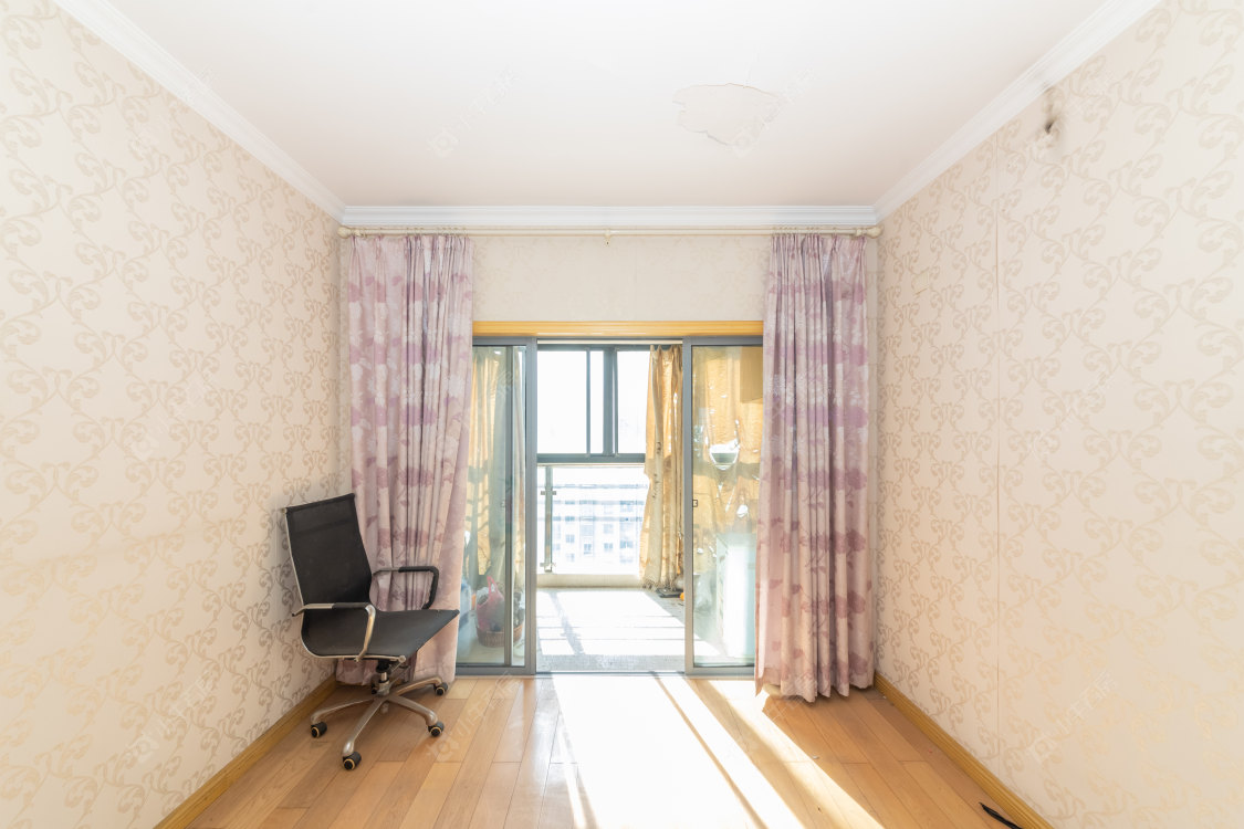 常州滨江明珠城东区在售二手房源室内图_小牛看房