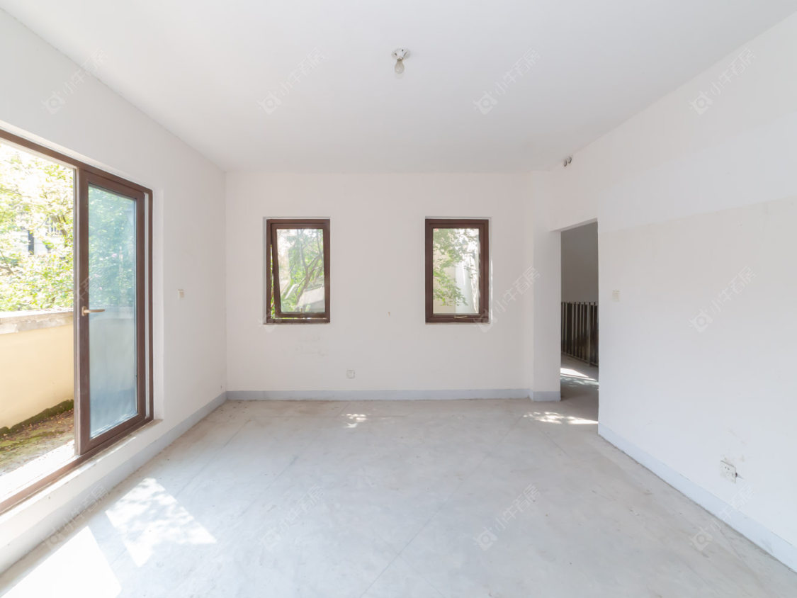 常州龙湖原山别墅区在售二手房源室内图_小牛看房