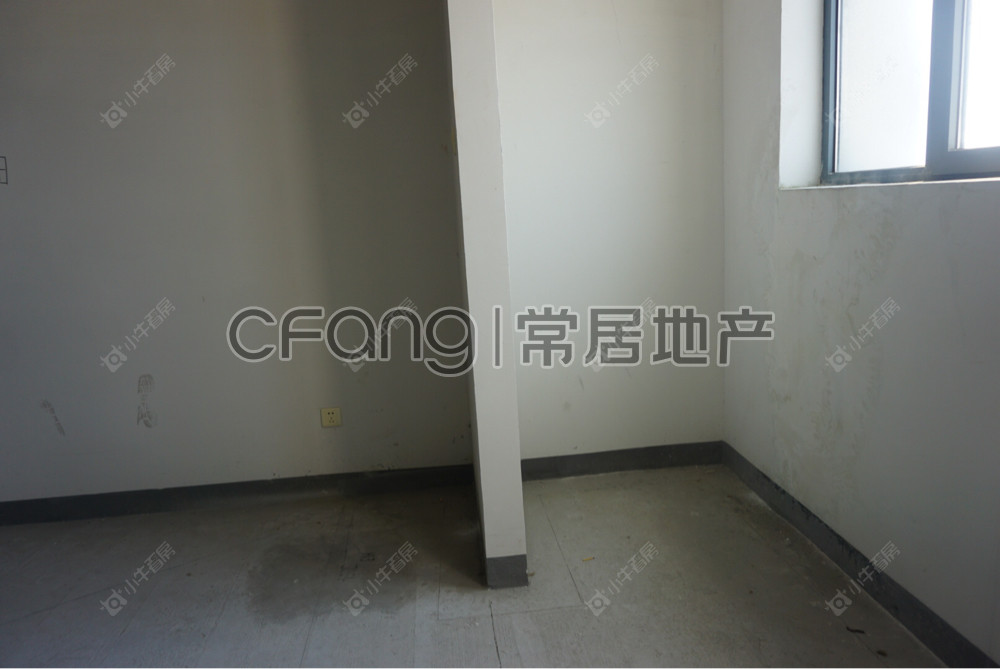 常州亚泰财富中心在售二手房源室内图_小牛看房