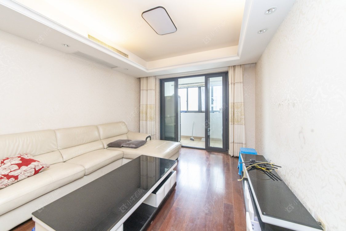 常州绿地峰云汇在售二手房源室内图_小牛看房