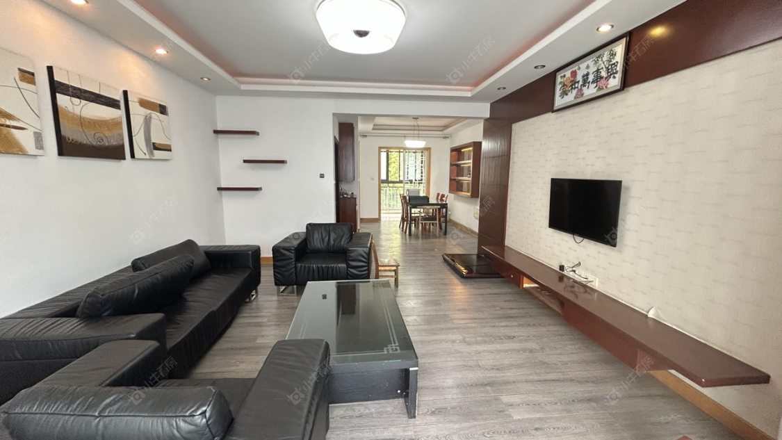 常州世茂香槟湖一期在租房源室内图_小牛看房