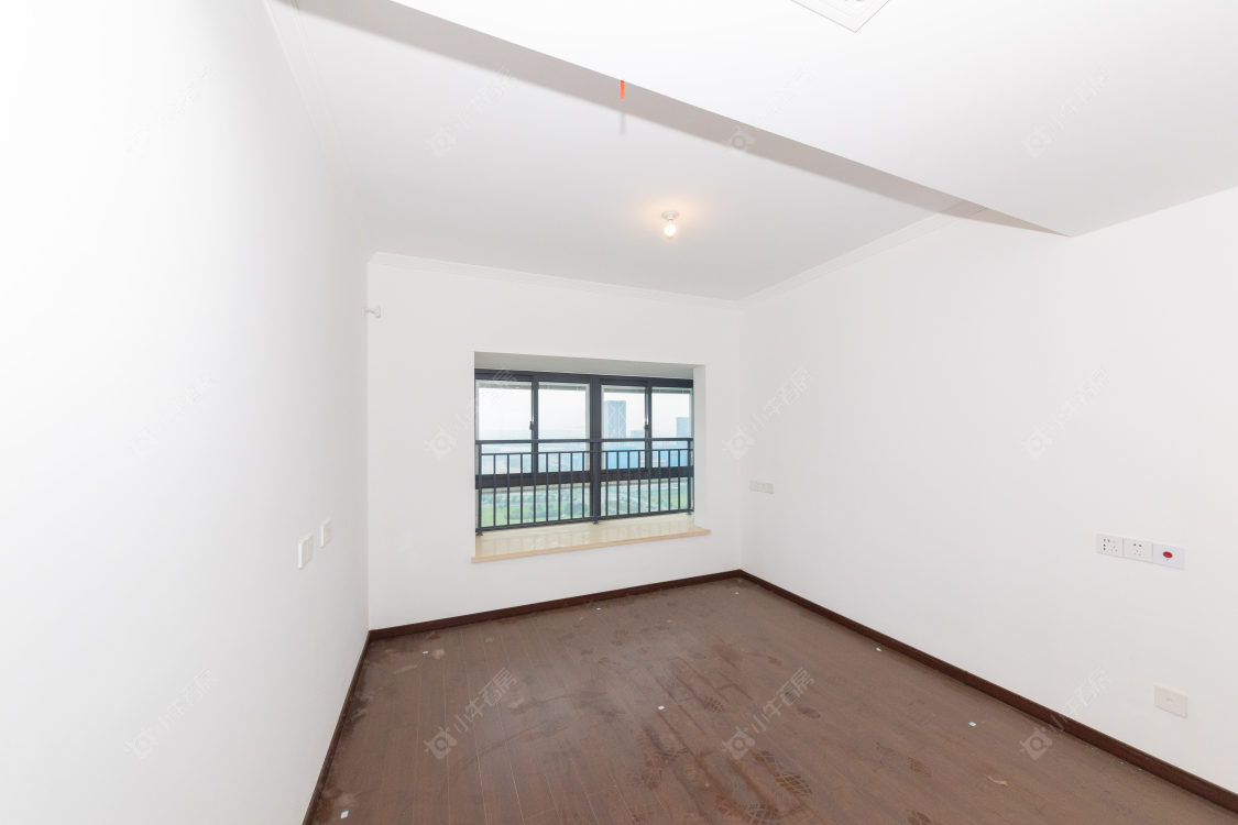 常州蓝光晶曜在售二手房源室内图_小牛看房