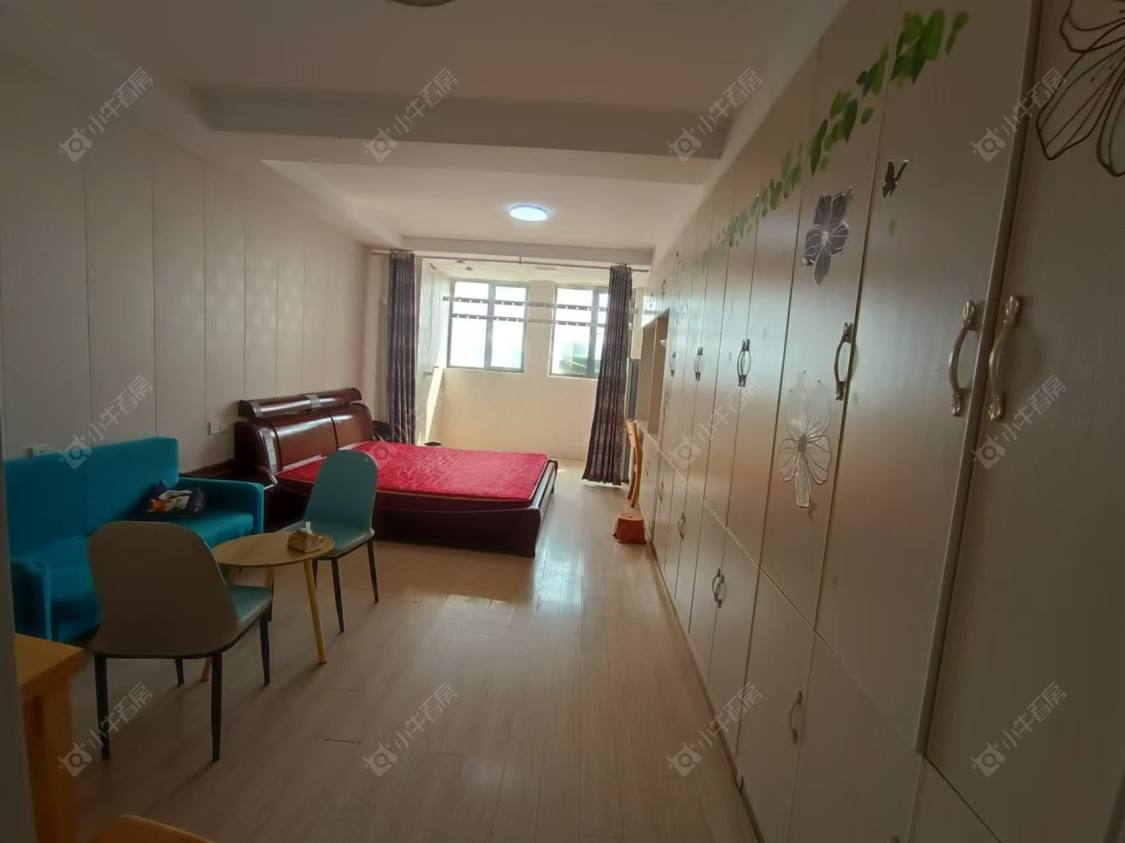 常州亚泰财富中心在租房源室内图_小牛看房