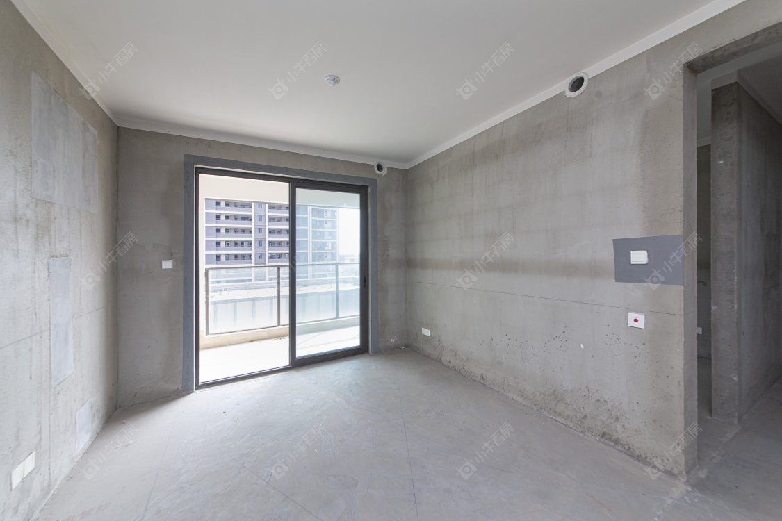 新城路劲·西岸时光在售二手房