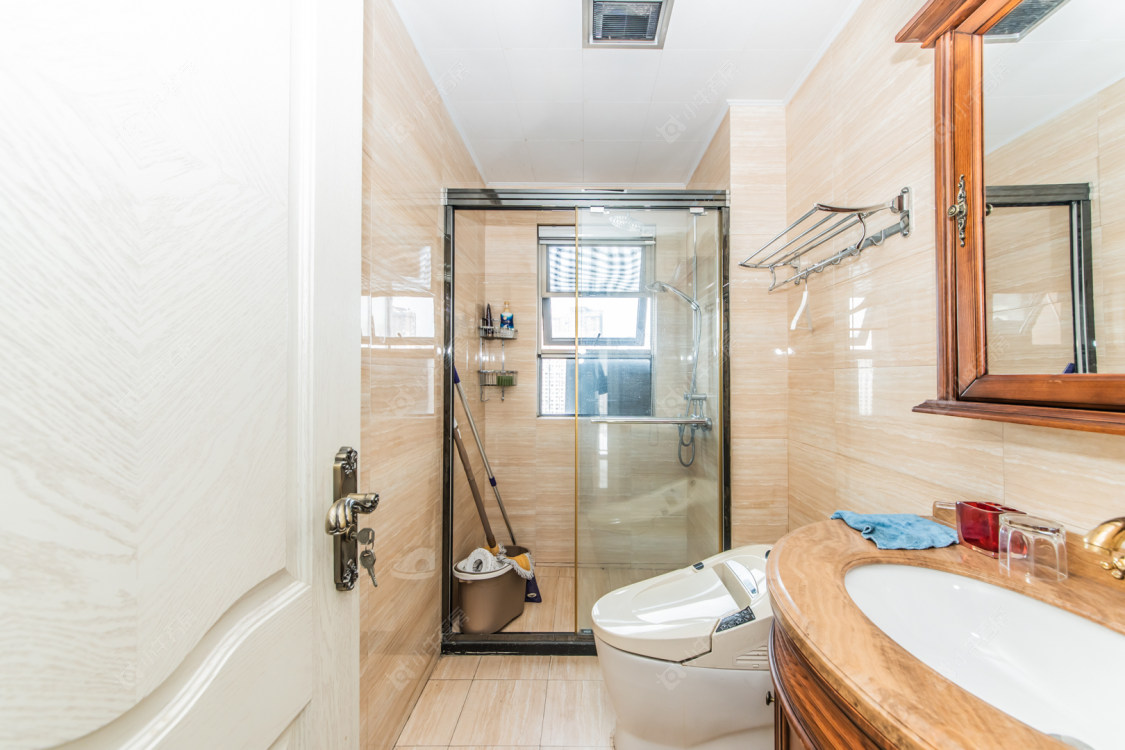 常州世茂香槟湖二期在售二手房源室内图_小牛看房