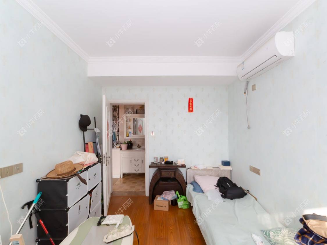 常州世茂香槟湖三期在租房源室内图_小牛看房