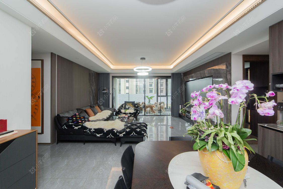 常州保利天汇在售二手房源室内图_小牛看房