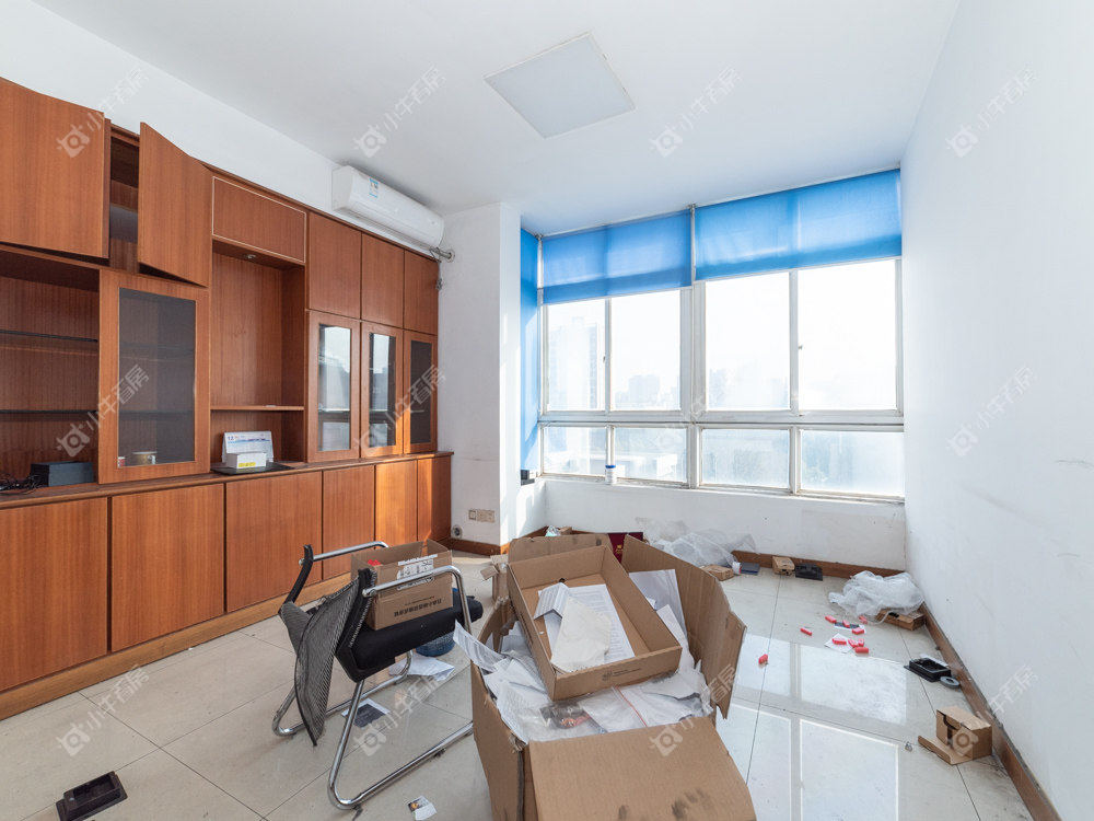 常州江南五金机电城在租房源室内图_小牛看房