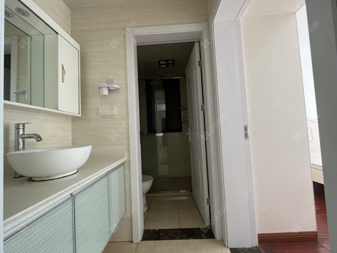 常州世茂香槟湖三期在租房源室内图_小牛看房