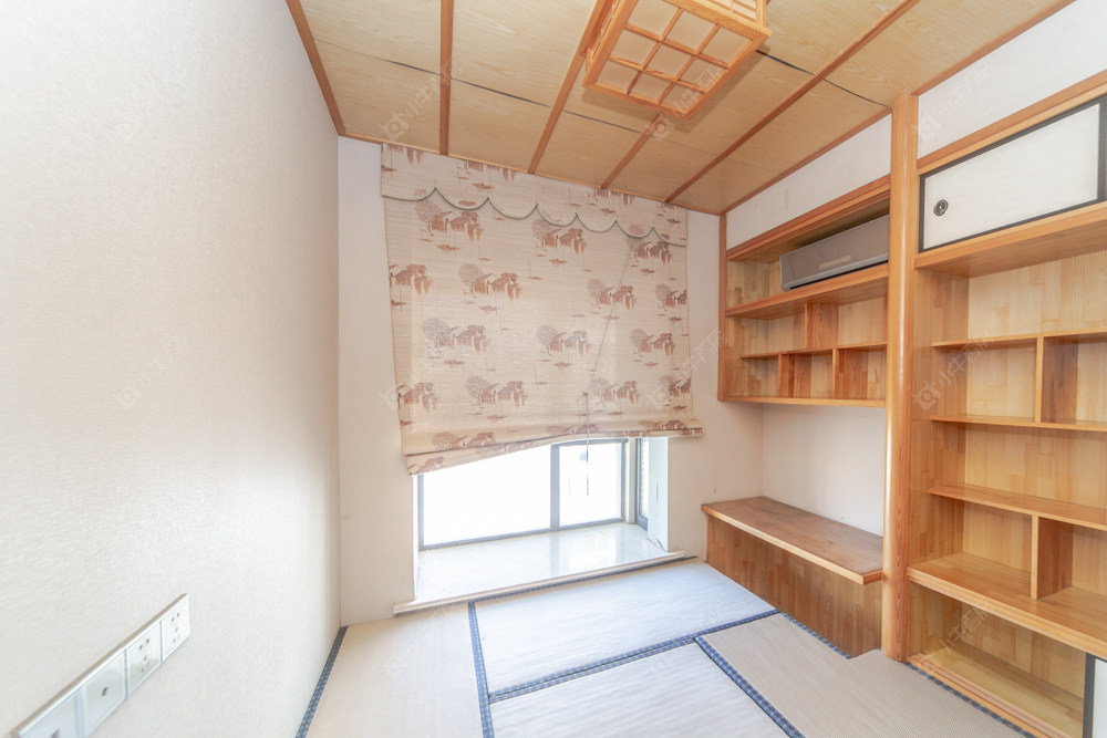 世茂香槟湖一期房源室内图 常州世茂香槟湖一期在售二手房源室内图_小牛看房