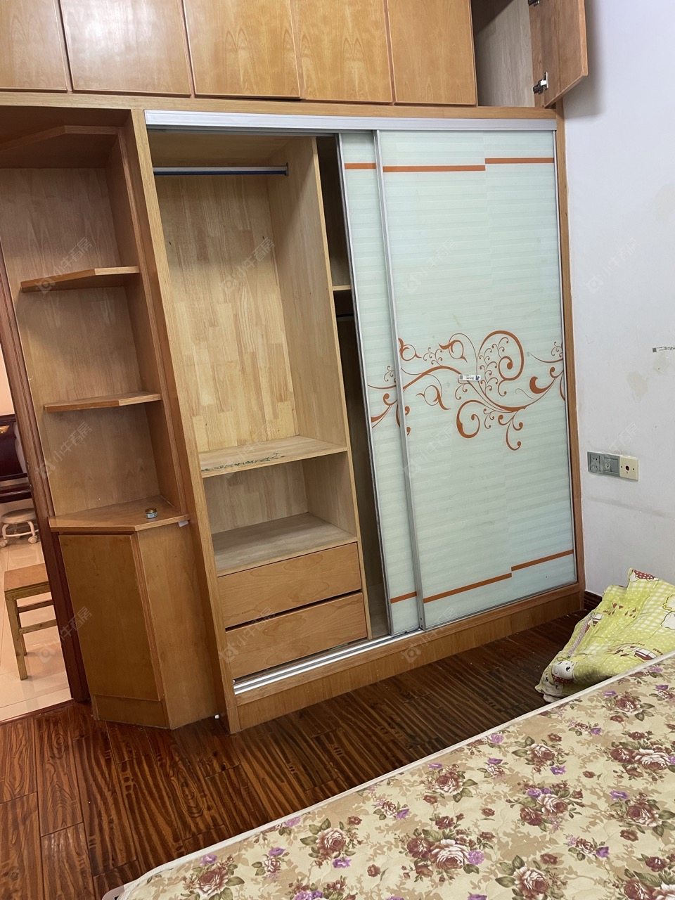 常州世茂香槟湖一期在租房源室内图_小牛看房