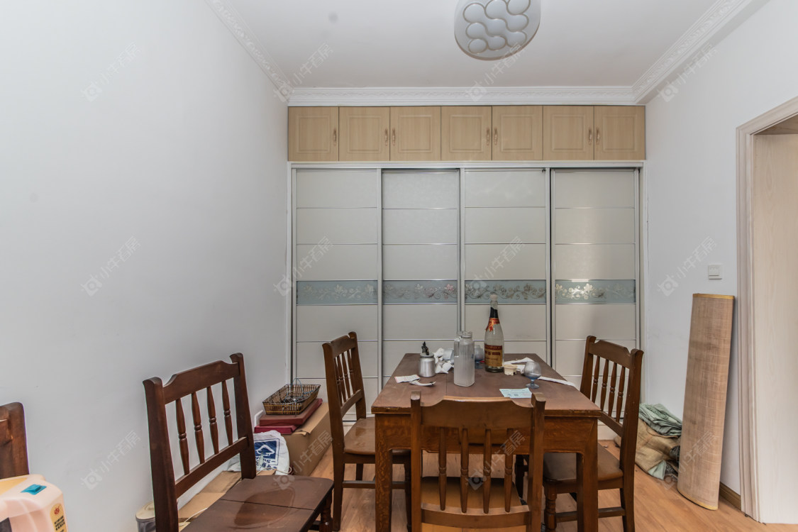 常州世茂香槟湖二期在售二手房源室内图_小牛看房