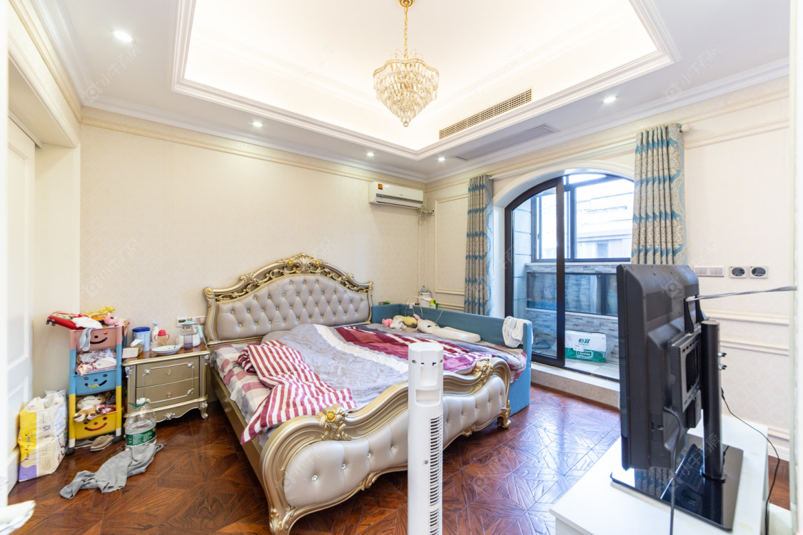 常州九龙仓凤凰湖墅在售二手房源室内图_小牛看房