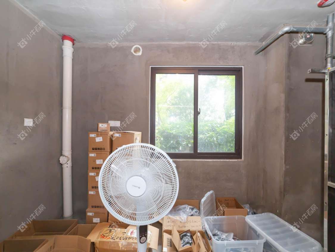 常州世茂香槟湖四期在租房源室内图_小牛看房