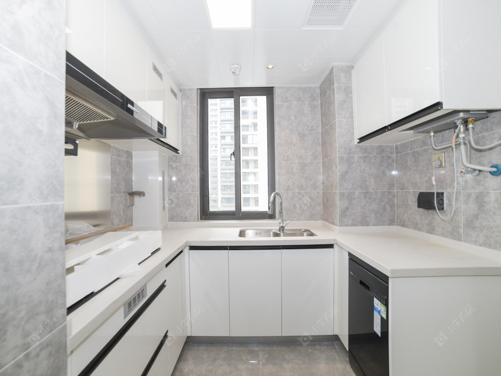 常州绿地香港名墩道在售二手房源室内图_小牛看房