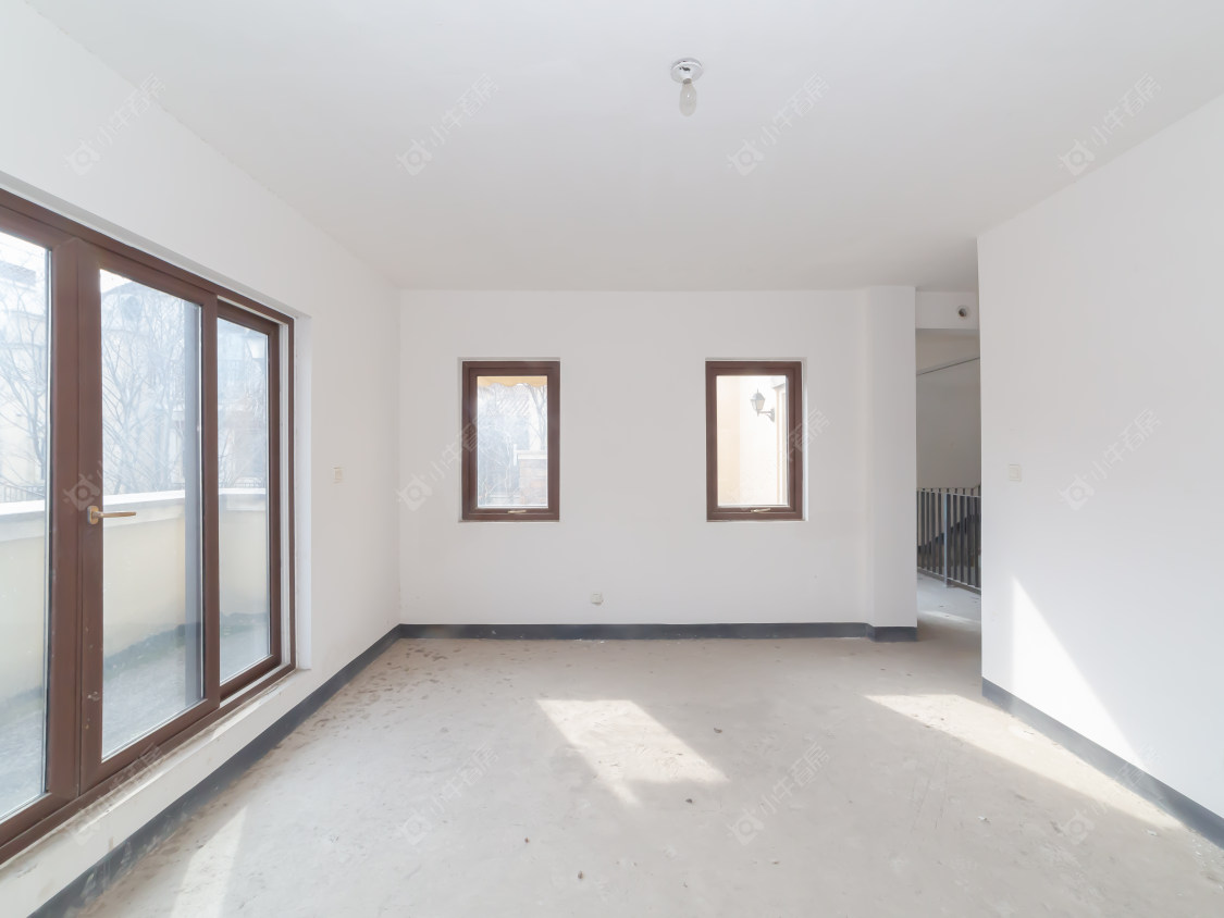 常州龙湖原山别墅区在售二手房源室内图_小牛看房