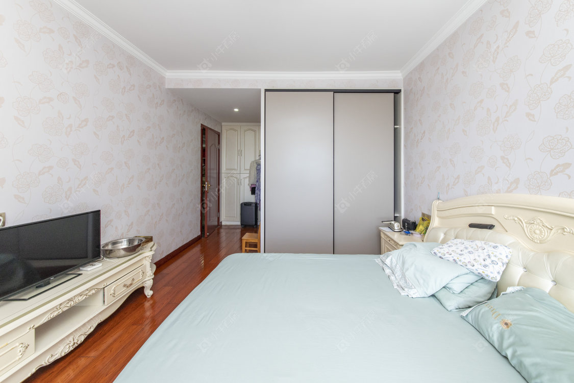 常州绿地香颂花园在售二手房源室内图_小牛看房