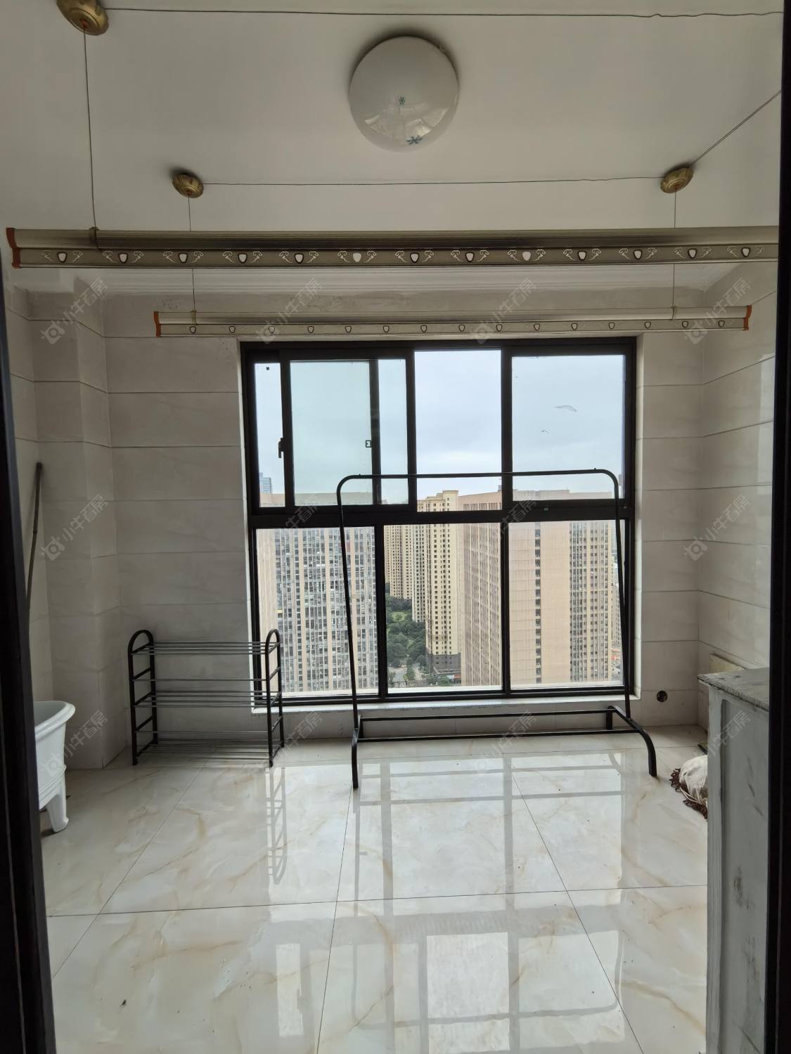 常州绿地峰云汇在租房源室内图_小牛看房