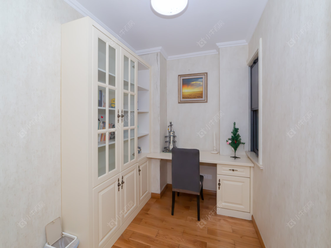 常州世茂香槟湖二期在售二手房源室内图_小牛看房