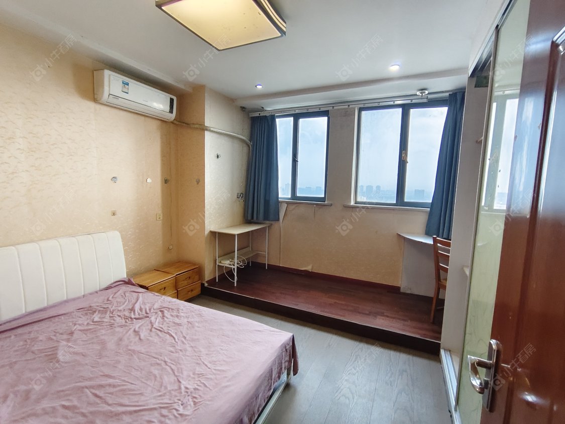 常州亚泰财富中心在租房源室内图_小牛看房