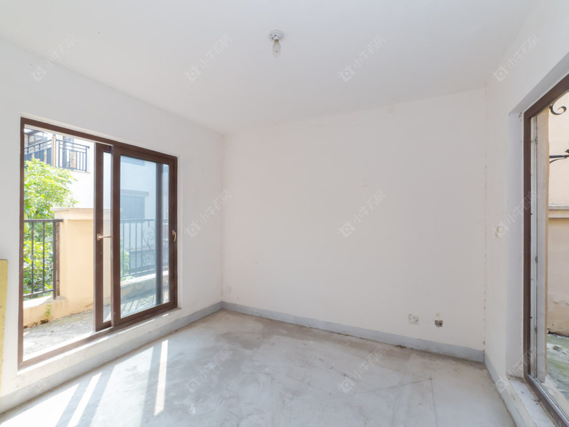 常州龙湖原山别墅区在售二手房源室内图_小牛看房