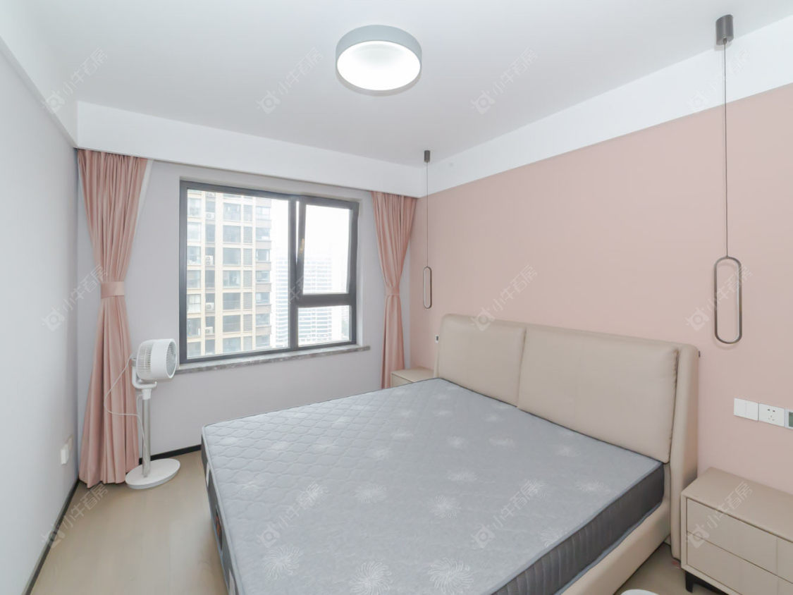 常州世茂香槟湖四期在售二手房源室内图_小牛看房