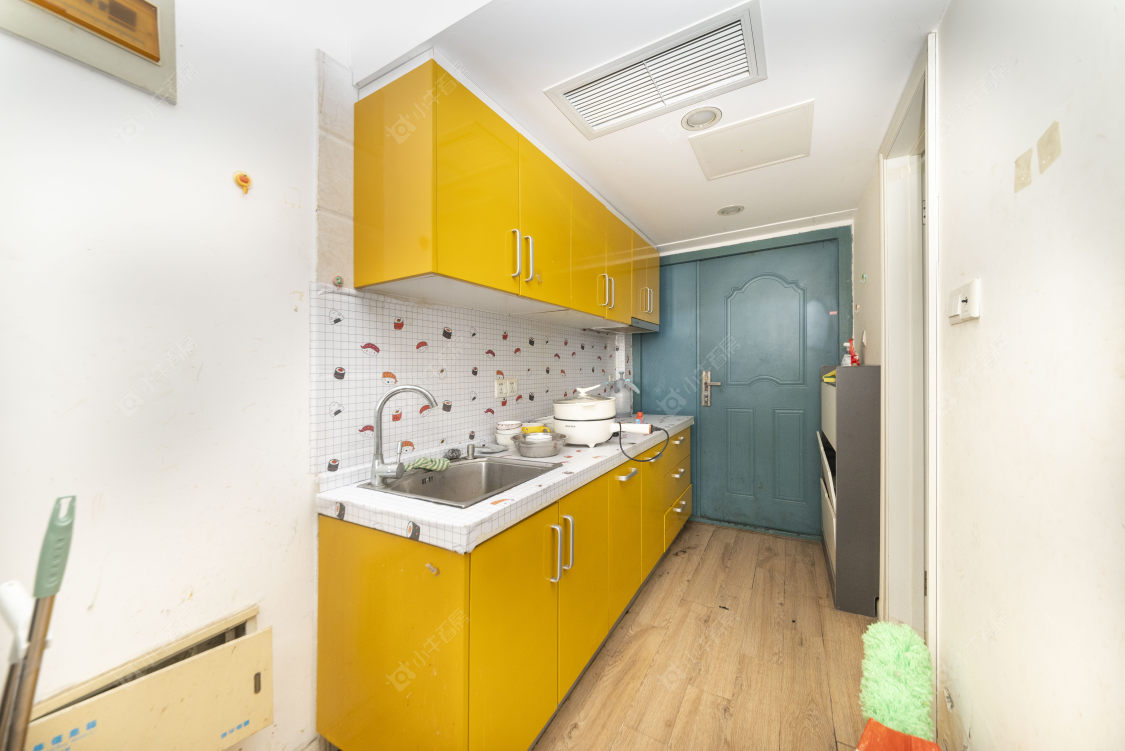 常州亚泰财富中心在售二手房源室内图_小牛看房