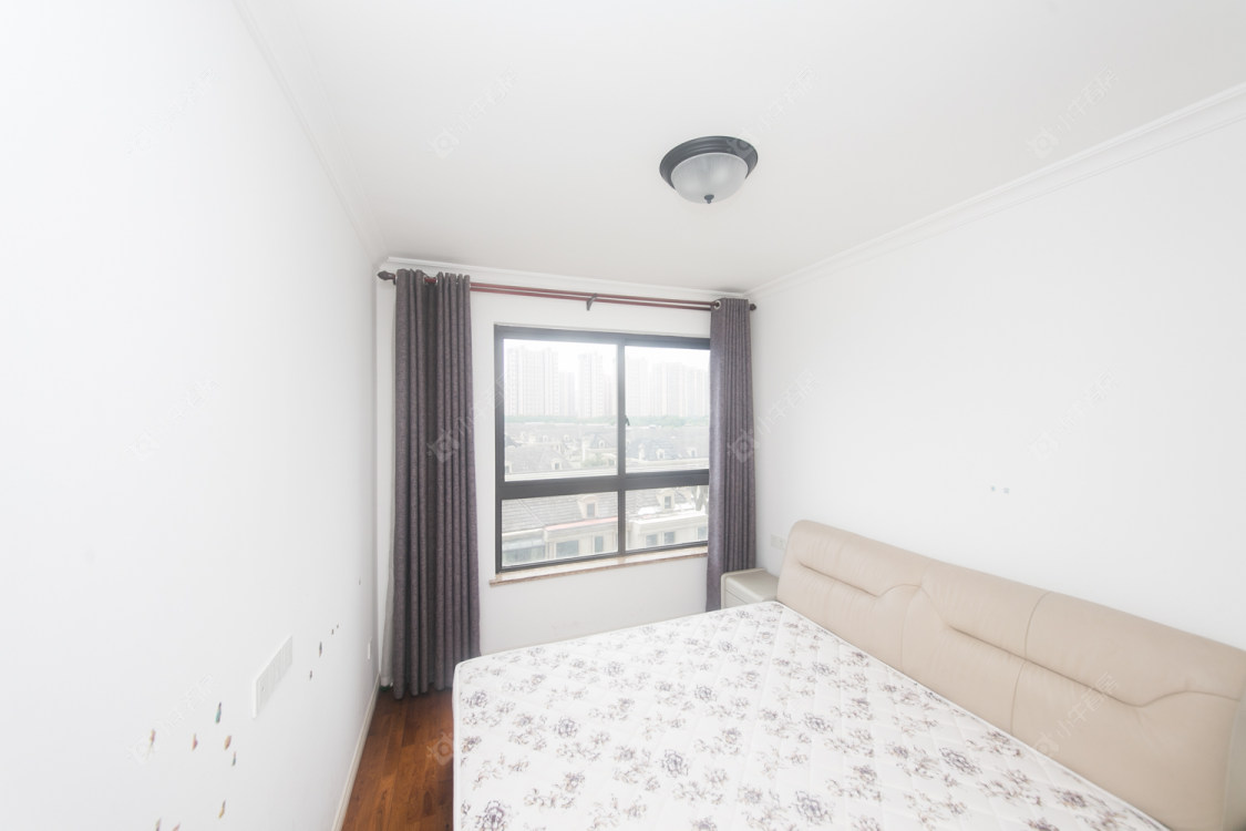 常州世茂香槟湖三期在售二手房源室内图_小牛看房