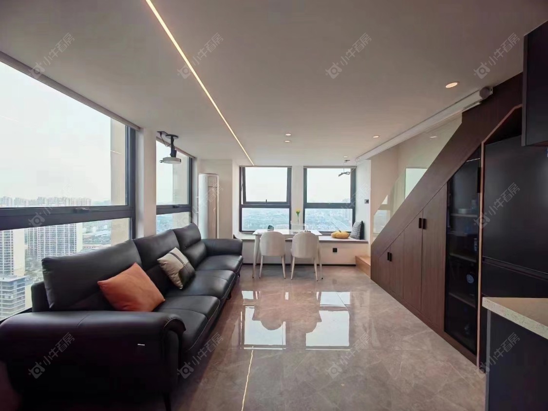 常州绿地峰荟租房_小牛看房