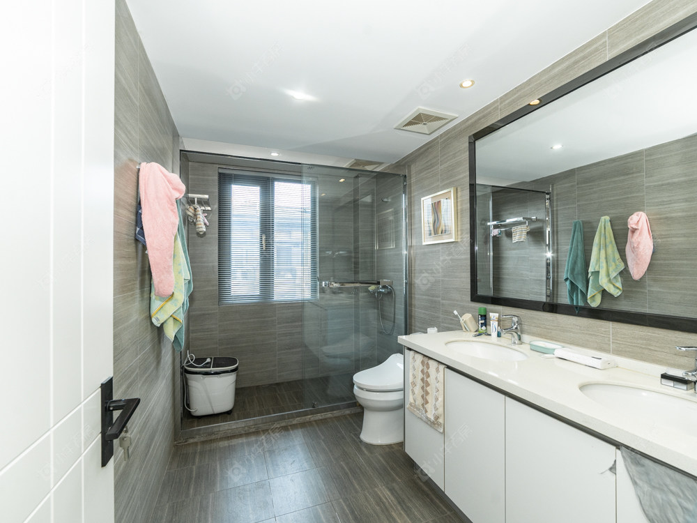 常州中海锦珑湾别墅区在售二手房源室内图_小牛看房