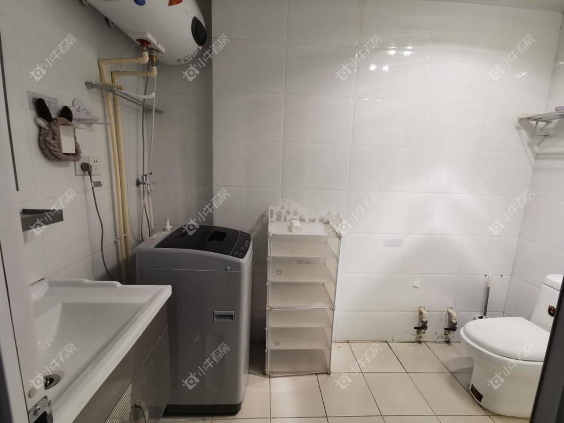 常州亚泰财富中心在租房源室内图_小牛看房