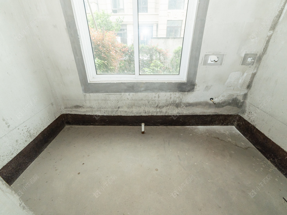 常州中海锦珑湾别墅区在售二手房源室内图_小牛看房