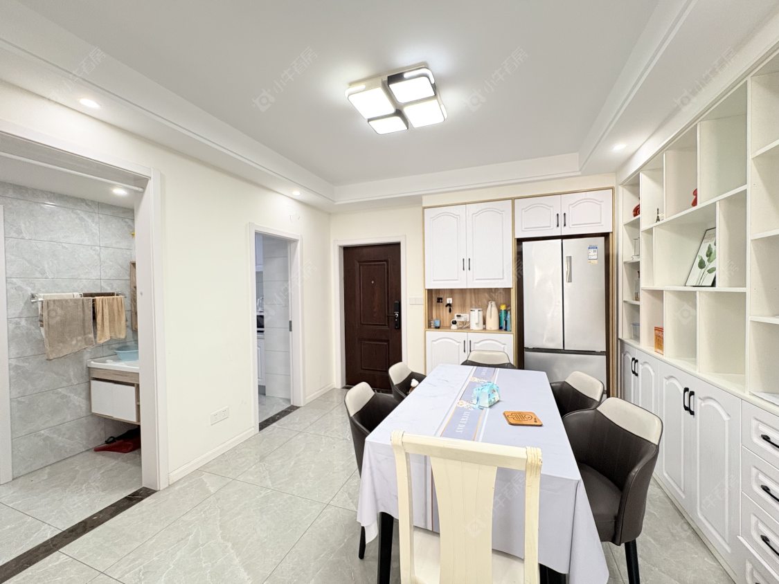 丹阳粤港臻园在售二手房源室内图_小牛看房