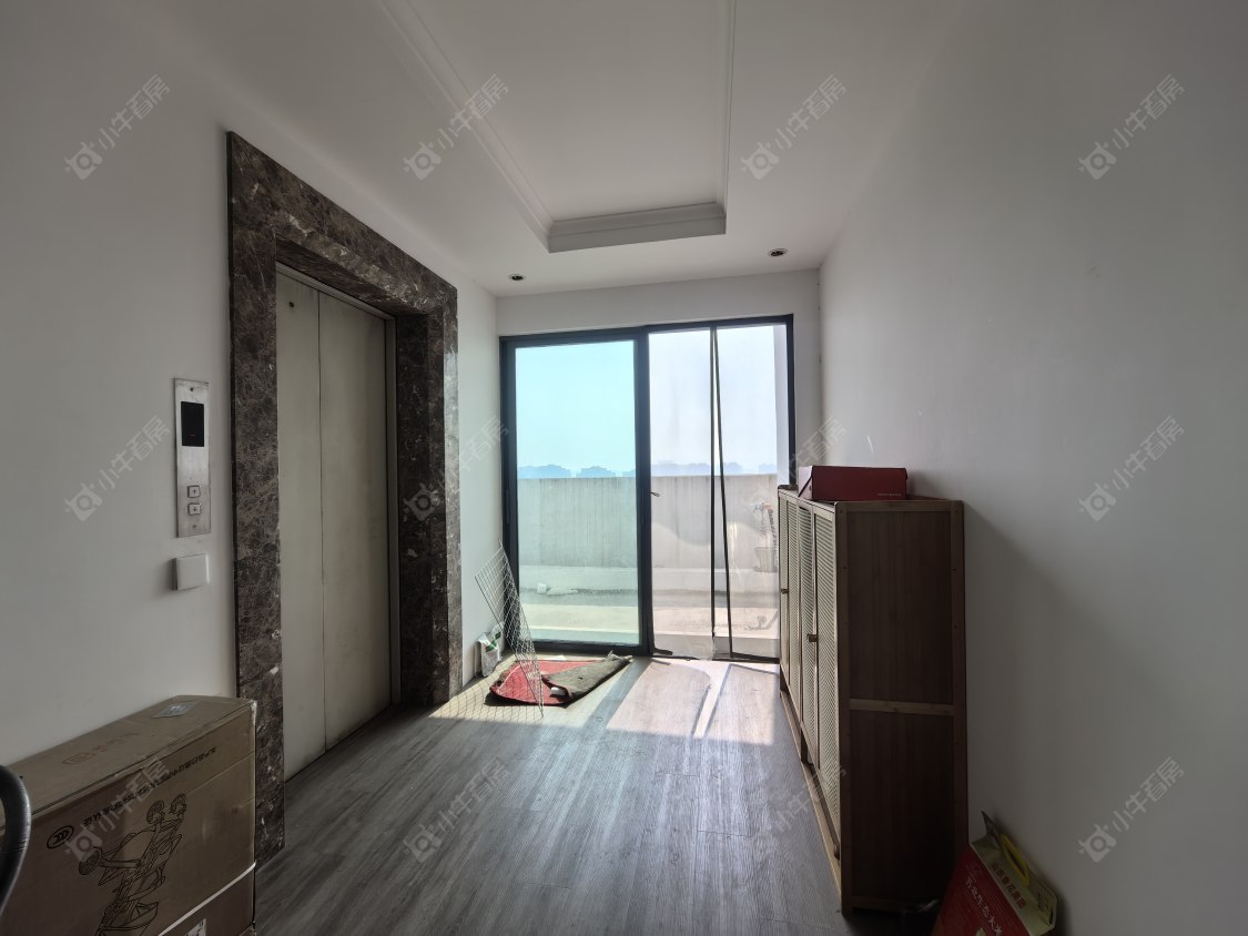 常州世茂香槟湖一期在租房源室内图_小牛看房