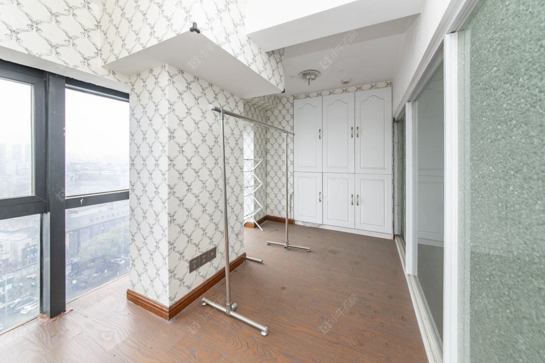 吾悦广场金苹果公寓房源室内图 常州吾悦广场金苹果公寓在售二手房源室内图_小牛看房