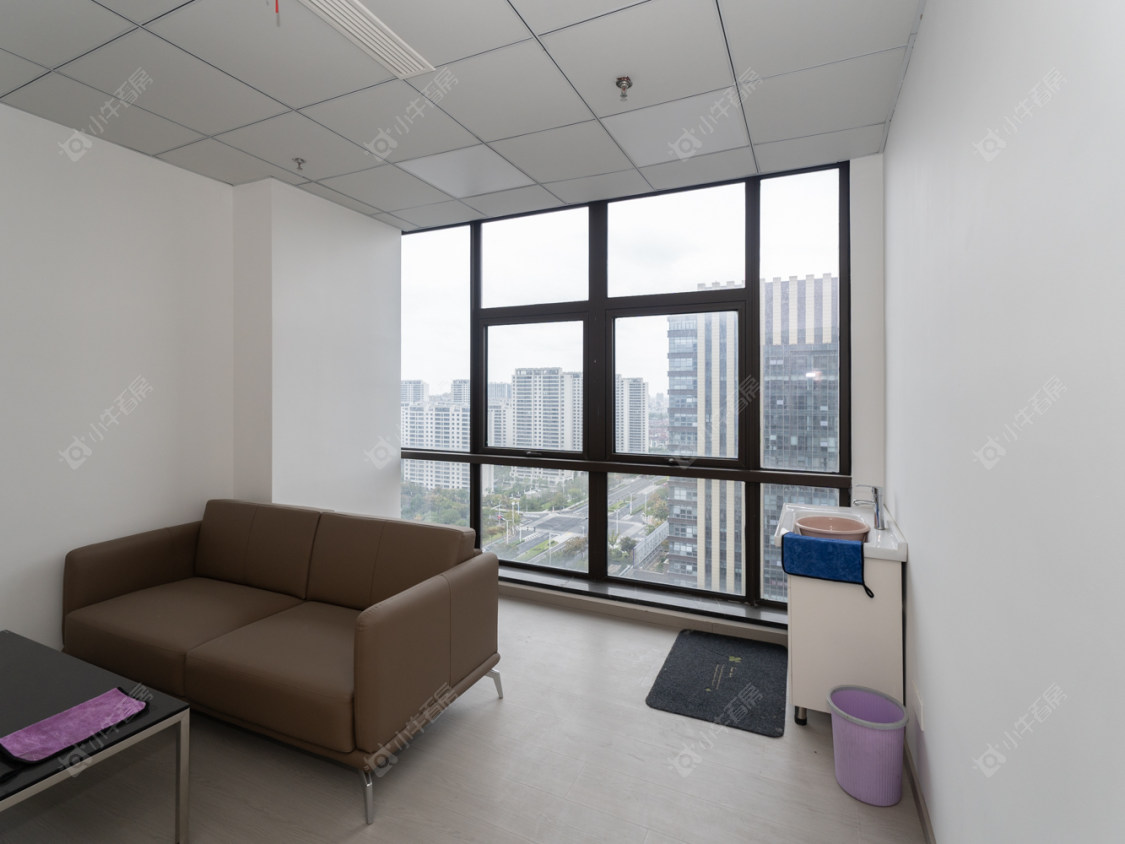 常州中景商务中心在售二手房源室内图_小牛看房