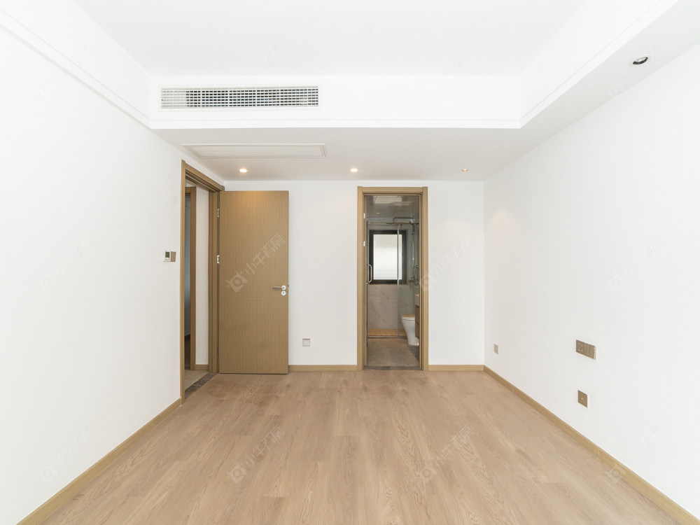 常州绿地香港名墩道在售二手房源室内图_小牛看房