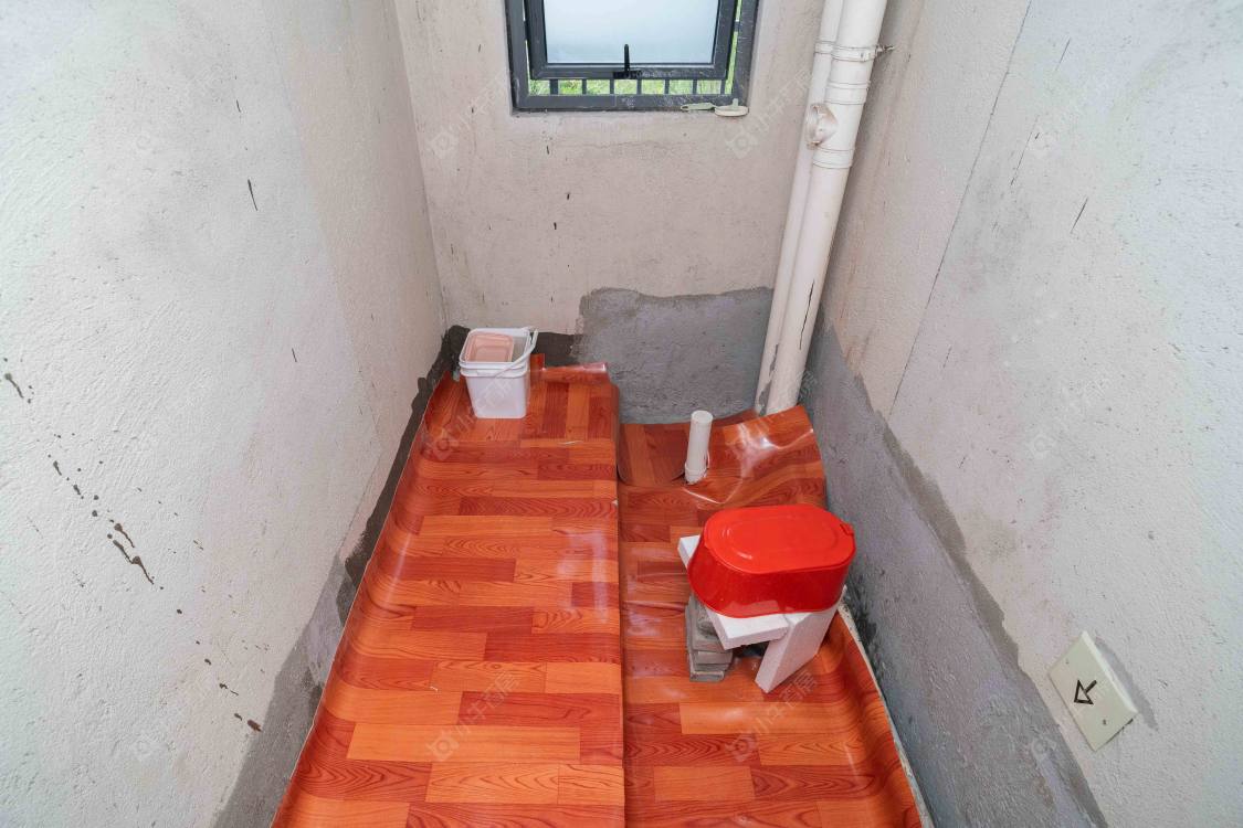 常州龙名仕豪庭在售二手房源室内图_小牛看房