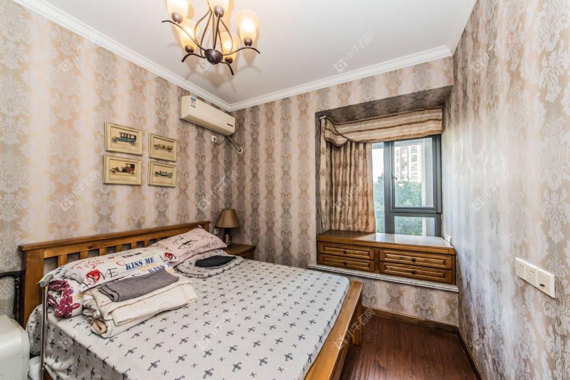 常州世茂香槟湖一期在租房源室内图_小牛看房