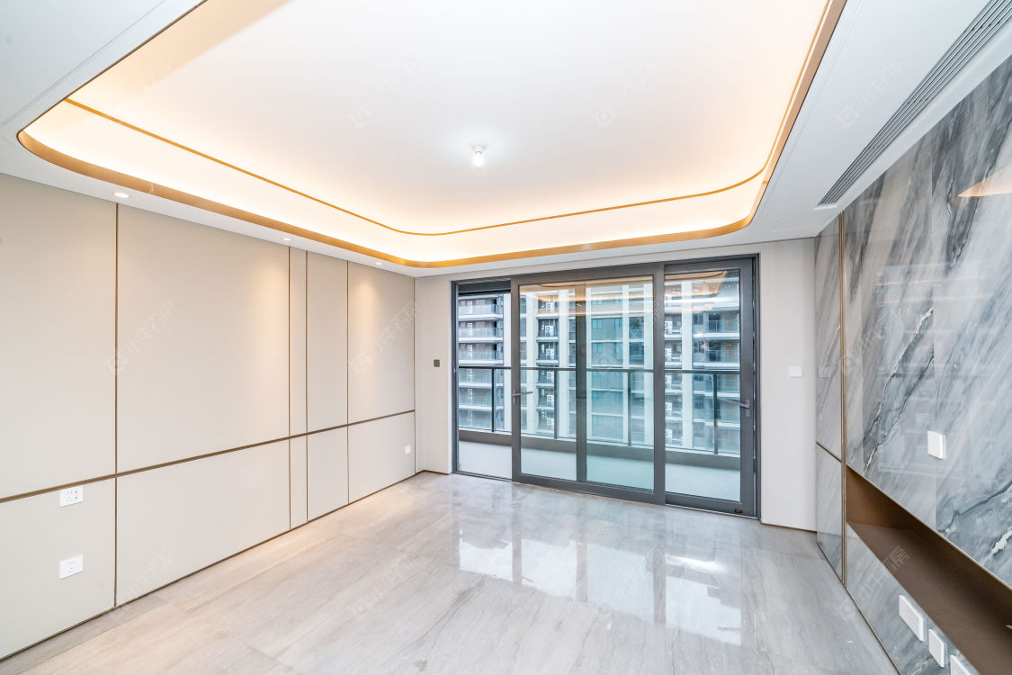 常州荣盛天翌4室2厅3卫在售二手房房源图片