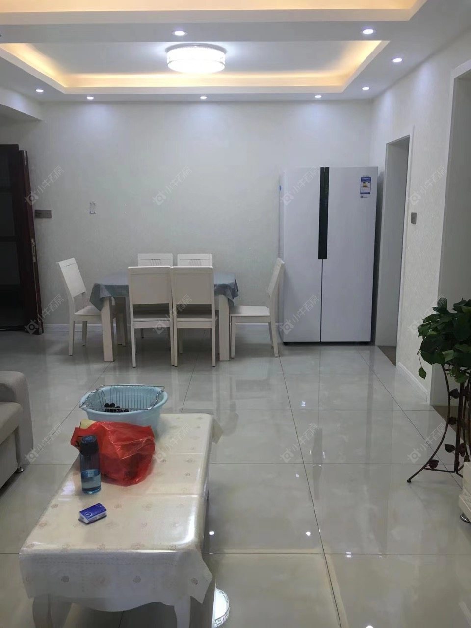 常州世茂香槟湖三期在租房源室内图_小牛看房