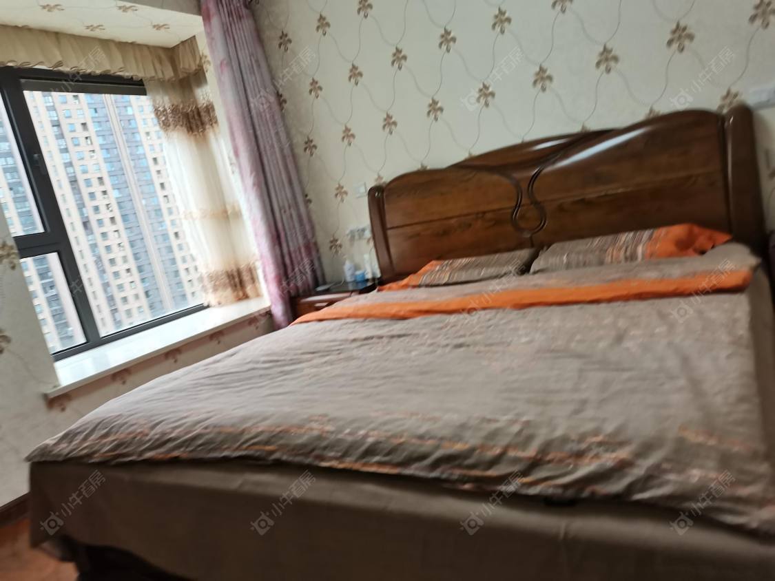 常州世茂香槟湖二期在租房源室内图_小牛看房