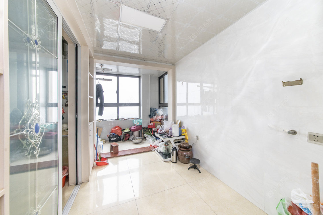 常州绿地峰云汇在售二手房源室内图_小牛看房