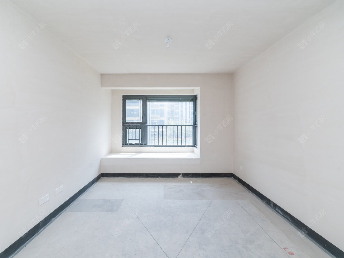 常州美的世茂云筑在售二手房源室内图_小牛看房