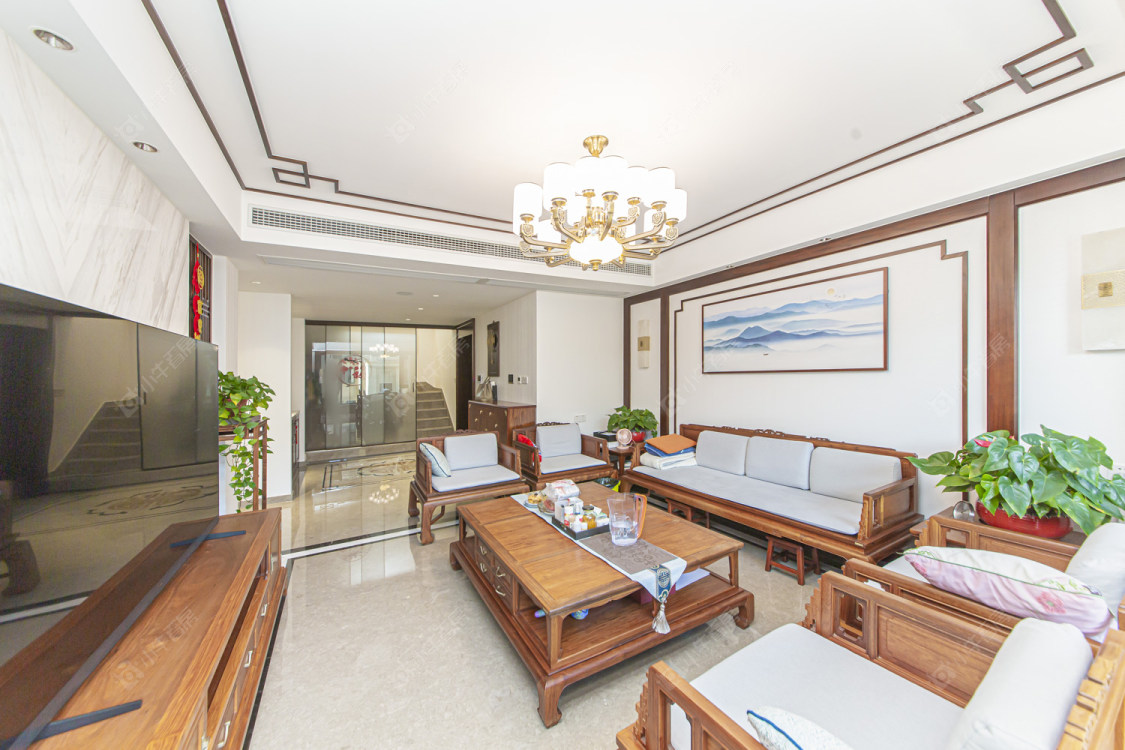 常州绿地香奈别墅区在售二手房源室内图_小牛看房