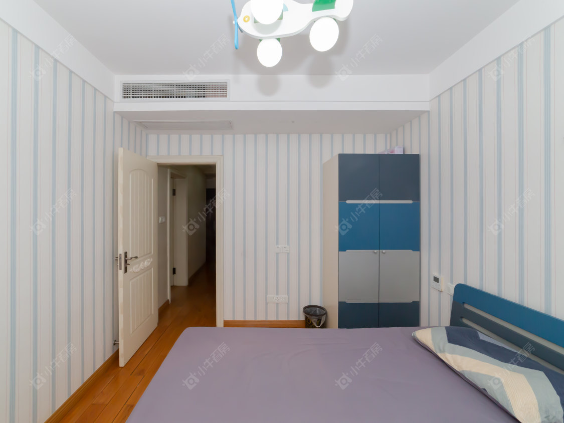 常州世茂香槟湖二期在售二手房源室内图_小牛看房